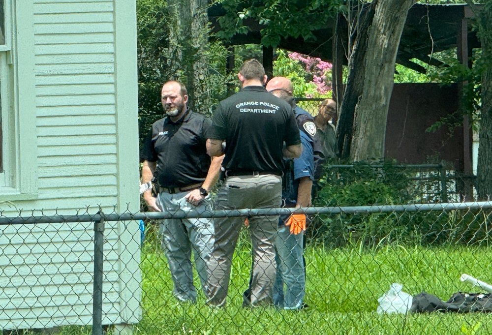 Body Found In Backyard (Update) KOGT